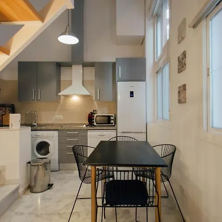 Cozy Next To The Alameda -2bdrm 1,5 Bath * Seville